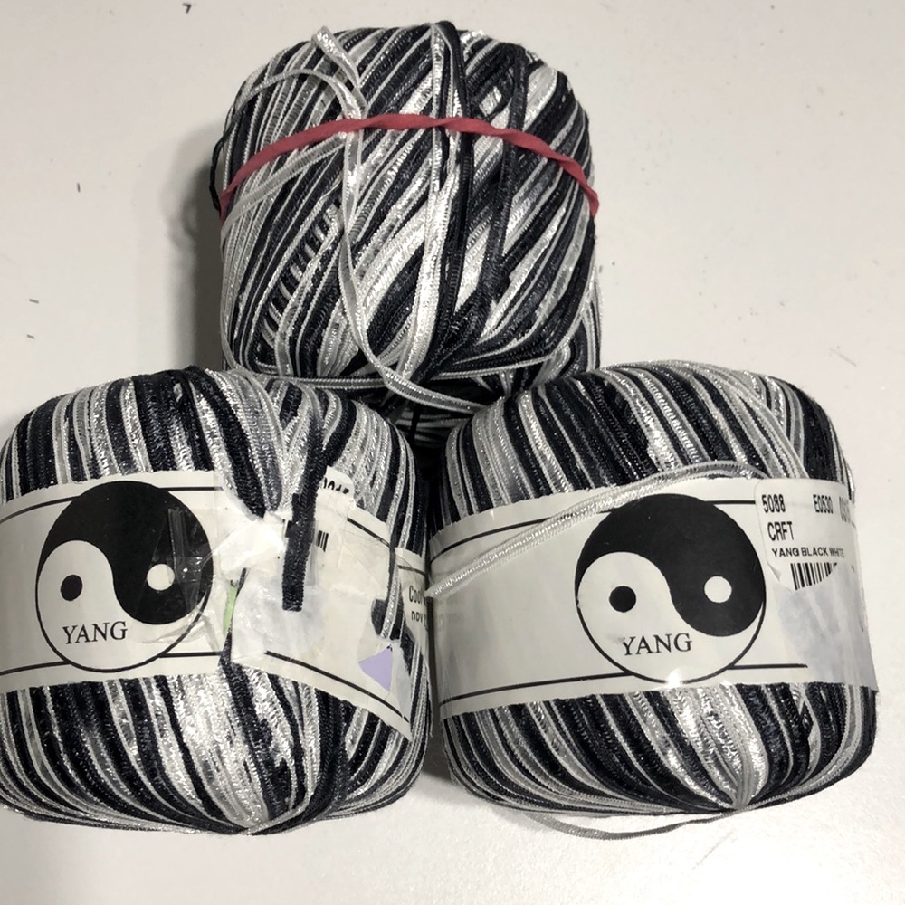 2+ Skeins Yarn. Made in France NWT Black and White